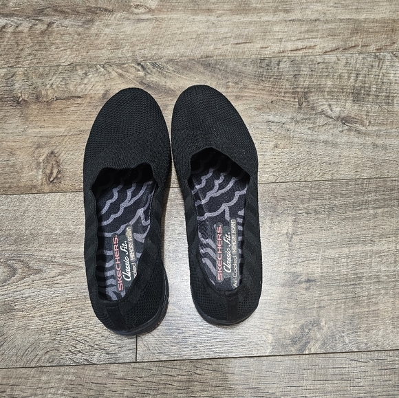 Skechers classic fit Air-Cooled Memory Foam Shoes Women's Size 10 - Picture 7 of 9